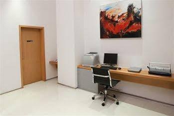 Hotel Benjoy Jufeng Road 3*